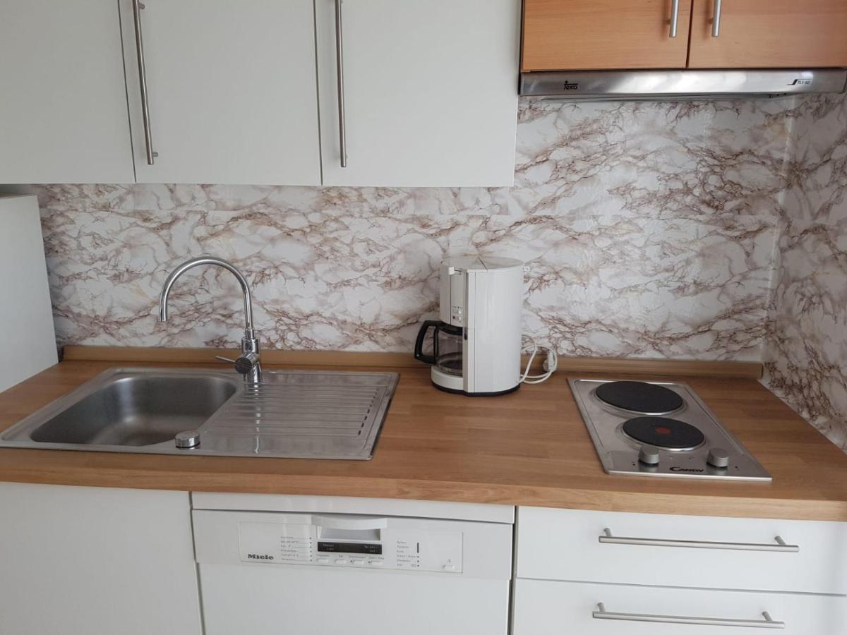 Apartment Mit Balkon Porec Exterior photo